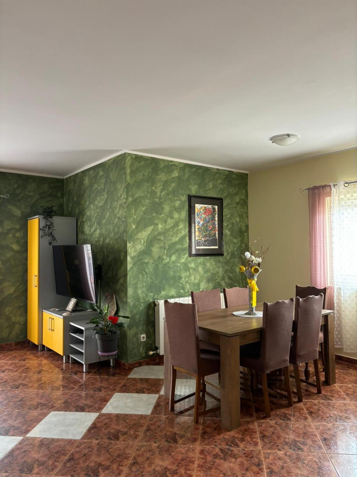 Apartment And Room Marlen Rovinjsko Selo Εξωτερικό φωτογραφία